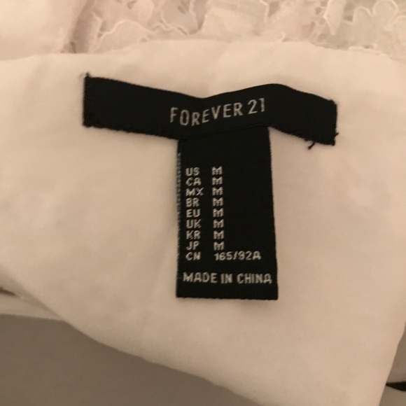 Feminine A Line white lace dress. Never worn! - Picture 4 of 4